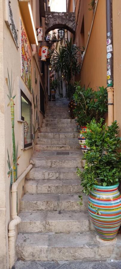 B&B Akropolis Taormina Exterior photo